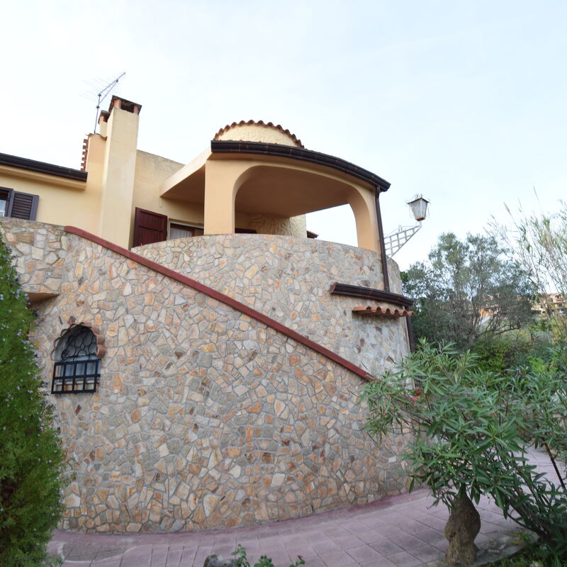 Appartamento Faro In Budoni: Autumn, Building Exterior, Main Entrance, Spring, Summer, Winter