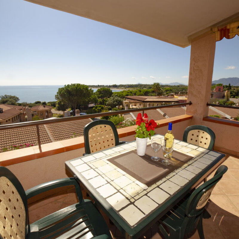 Bilocale Apartments Seaside: Autumn, Building Exterior, Spring, Summer