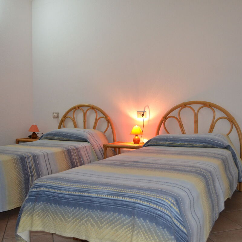 Trilocale Apartments Seaside: Autumn, Bedroom, Spring, Summer