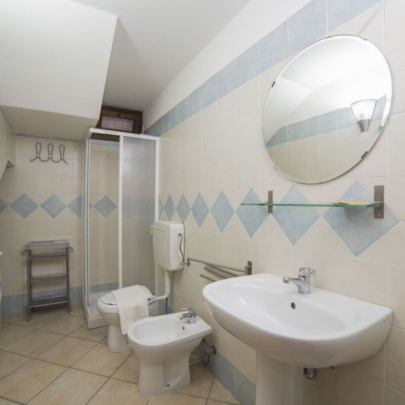 Villetta Seaside Sardegna: Autumn, Bathroom, Spring, Summer