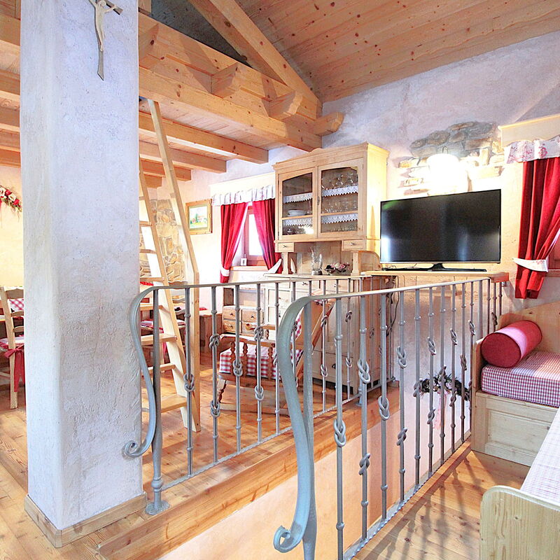 Baita Mountain View Pale San Martino: Autumn, Living Room, Spring, Summer