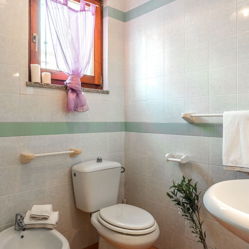 Casa Pavoncelle Apartments In Gallura: Autumn, Bathroom, Spring, Summer