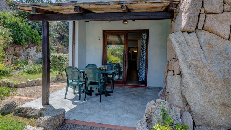 Casa Faro Green Village Sardegna: Frühling, Haupteingang, Herbst, Sommer