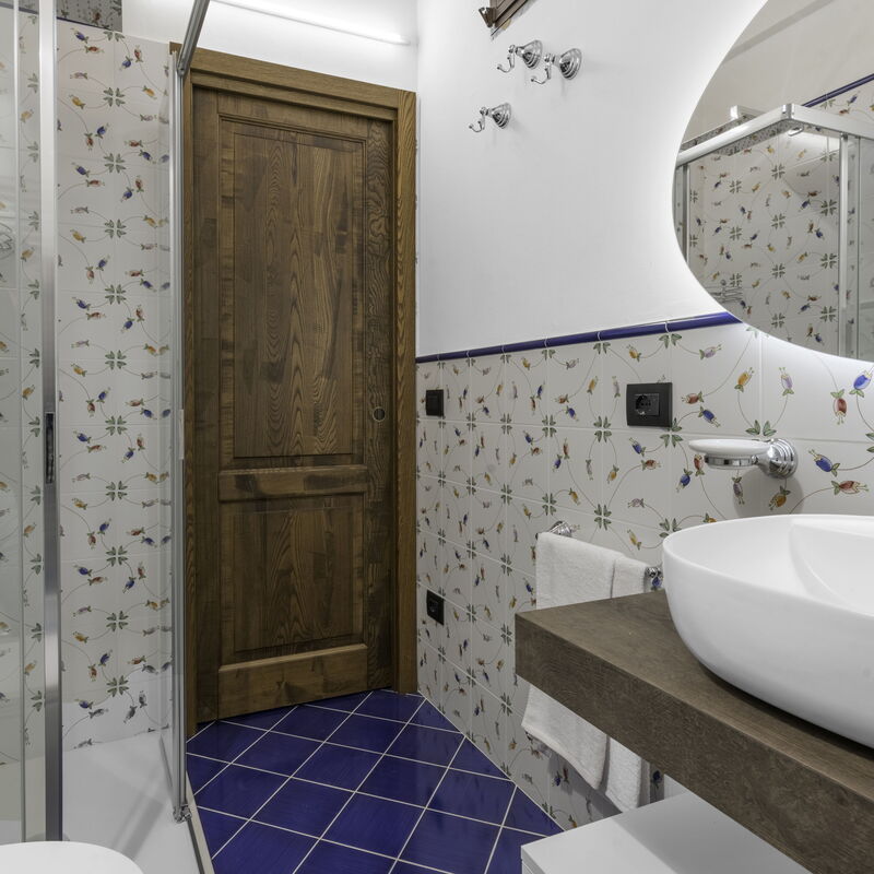 La Piazzetta, Borgo Campassini, Monteriggioni: Autumn, Bathroom, Spring, Summer