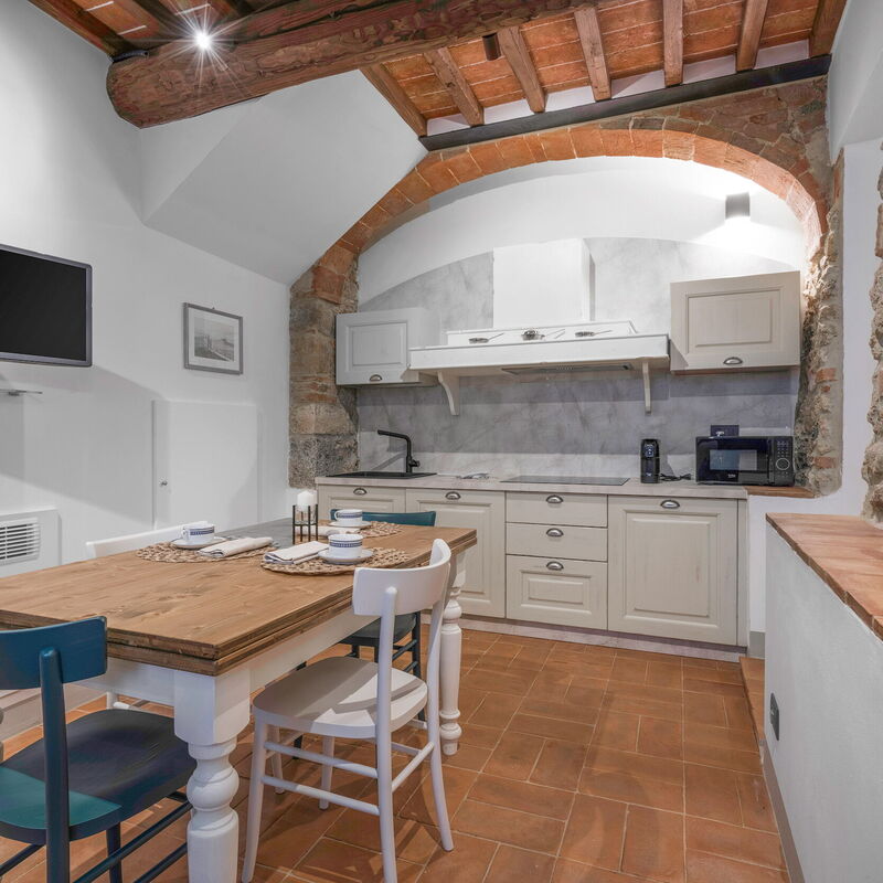 Le Torri, Borgo Campassini, Monteriggioni: Autumn, Kitchen, Spring, Summer