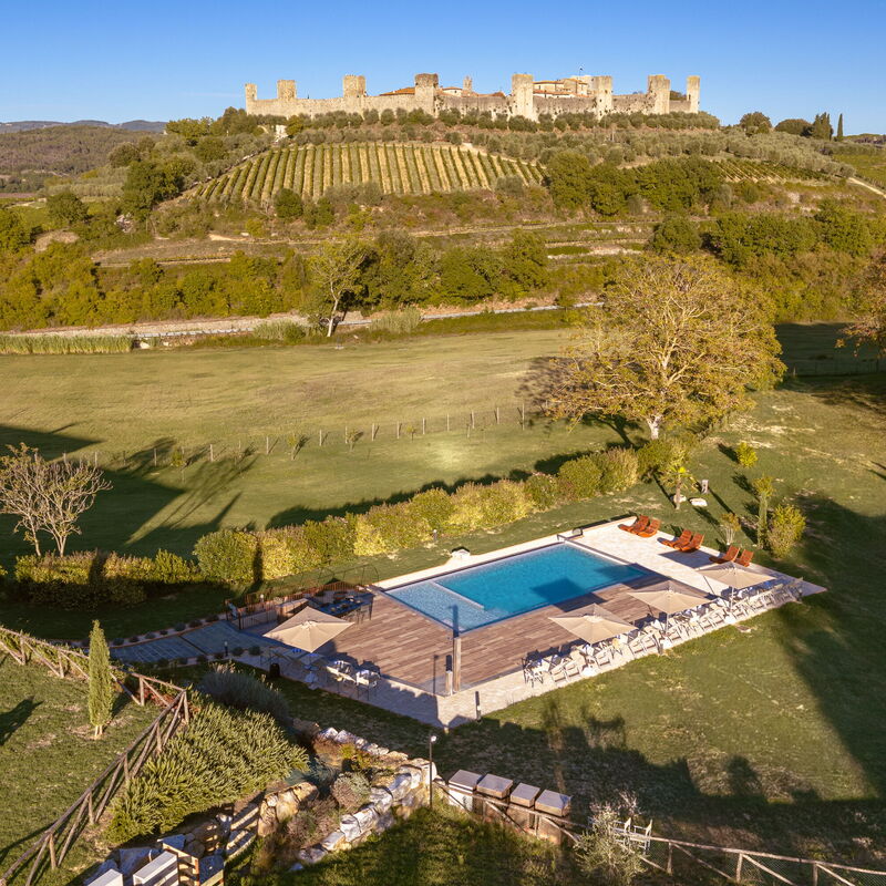 Il Borgo, Borgo Campassini, Monteriggioni: bazen, Jesen, Ljeto, Pogledi, Proljeće
