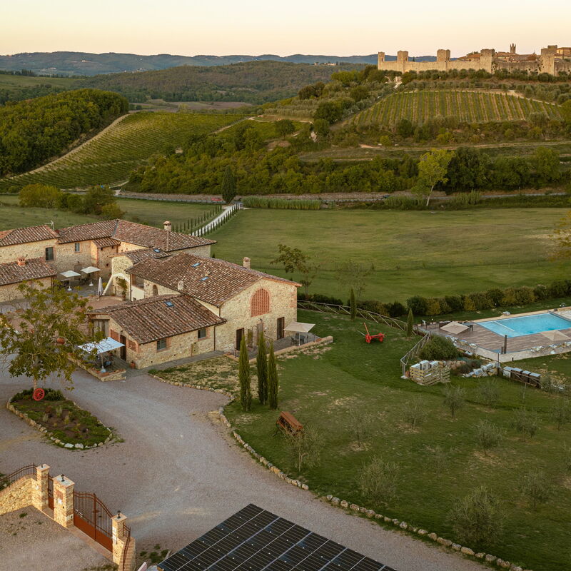 Il Borgo, Borgo Campassini, Monteriggioni: Jesen, Ljeto, Pogledi, Proljeće