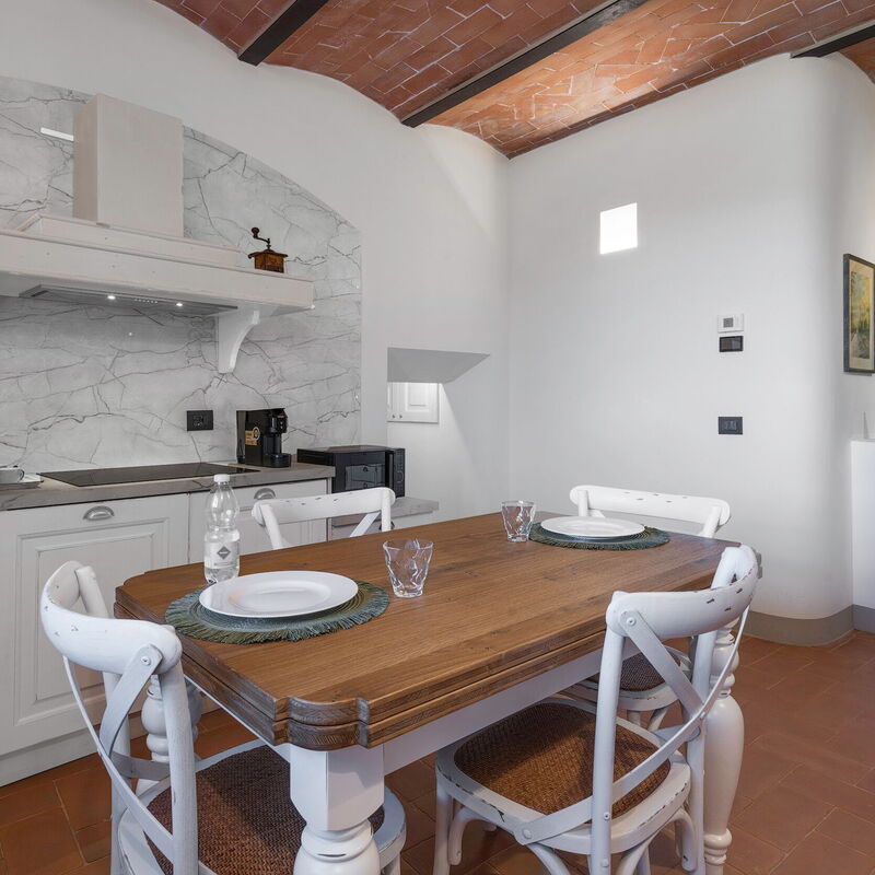 Il Borgo, Borgo Campassini, Monteriggioni: Autumn, Kitchen, Spring, Summer