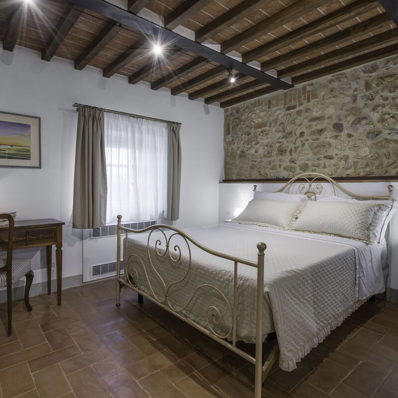 Il Borgo, Borgo Campassini, Monteriggioni: Autumn, Bedroom, Spring, Summer