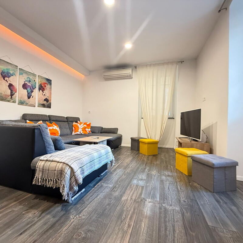 Appartamento Soul & Travel Ac And Wifi Croazia: Autumn, Living Room, Spring, Summer