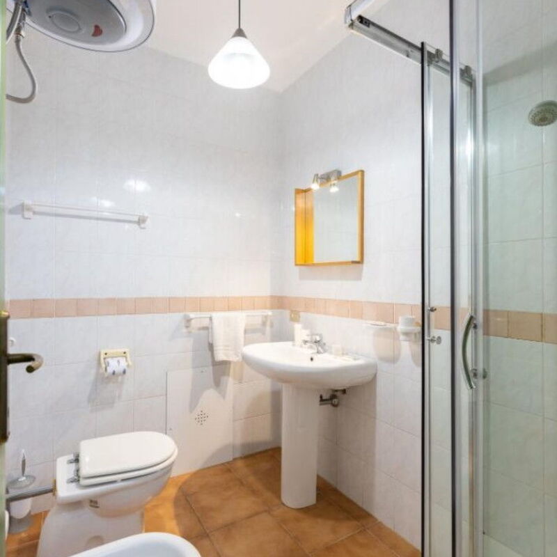 Apartments Mirti Bianchi S.teresa Gallura: Autumn, Bathroom, Spring, Summer, Winter
