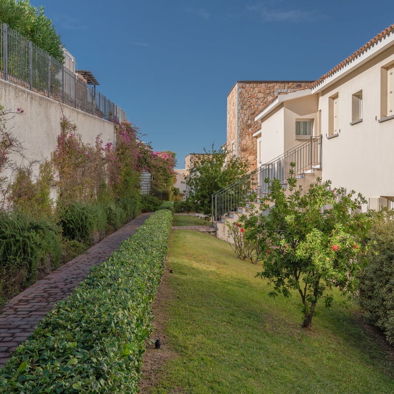 Baia Bianca Apartments Sardinia: Autumn, Garden, Spring, Summer, Winter