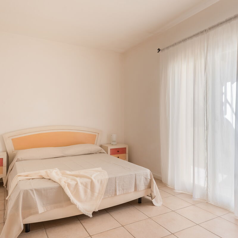 Baia Bianca Apartments Sardinia: Autumn, Bedroom, Spring, Summer, Winter