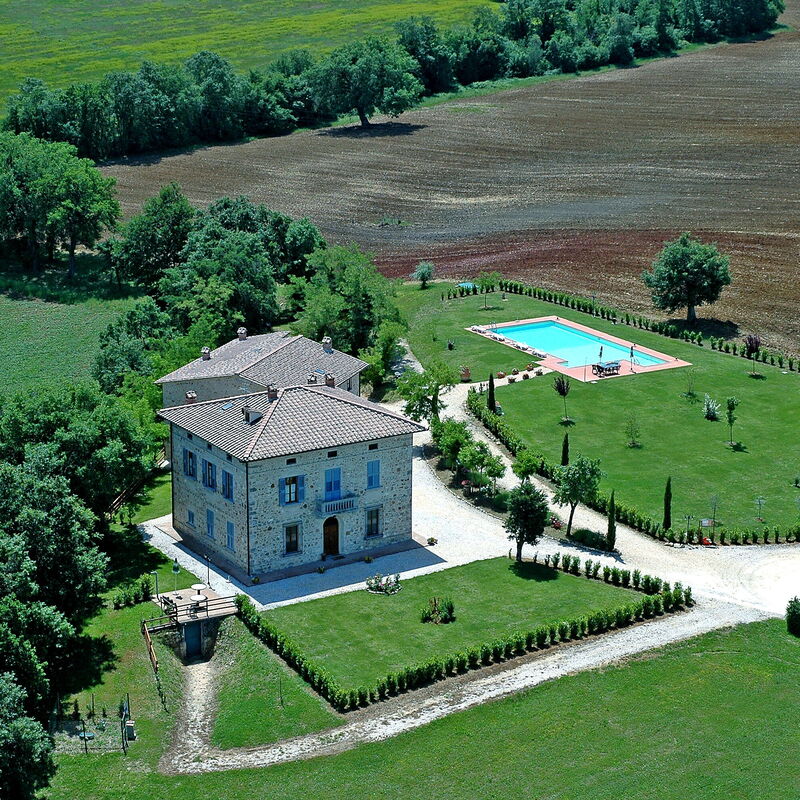 Bazzani Apartments In Siena: villino-bazzani-casole-d'elsa-multiproperty-view