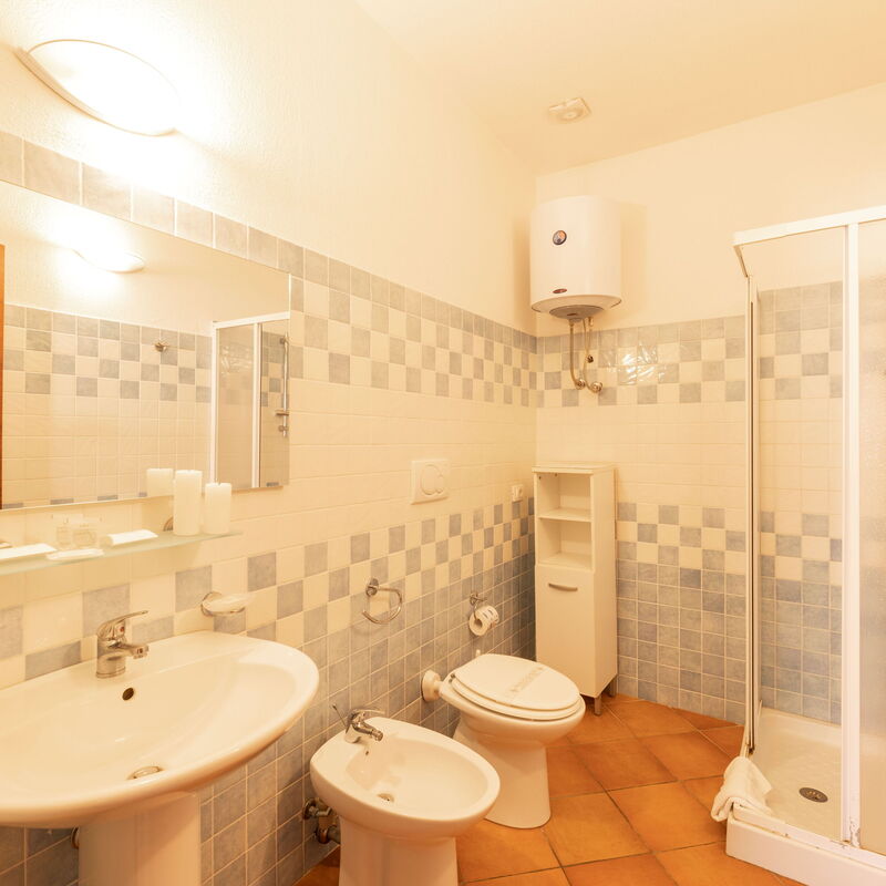 Cristal Blu Apartments In Santa Teresa Gallura: Autumn, Bathroom, Spring, Summer