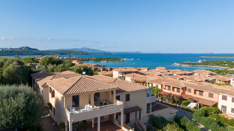 Golfo Aranci Apartments With Ac: Autunno, Entrata Principale, Estate, Primavera