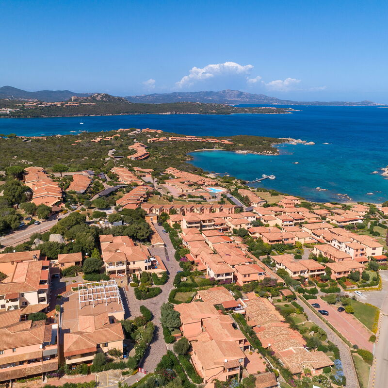 Golfo Aranci Apartments With Ac: Autumn, Main Entrance, Spring, Summer