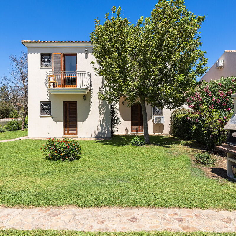 Budoni Homes Seaside, Ac And Bike: Autumn, Main Entrance, Spring, Summer, Winter