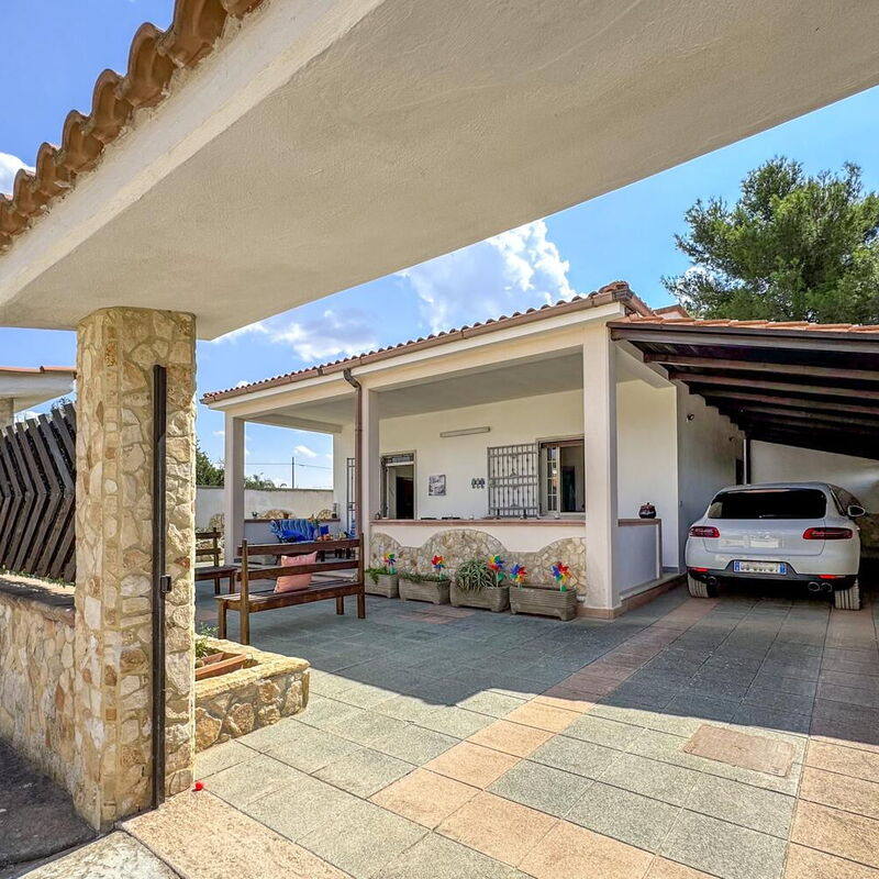 White Sand Private Villa Near The Sea, Wifi: Autumn, Main Entrance, Spring, Summer