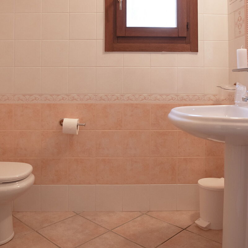 Violet Residence In Orosei: Autumn, Bathroom, Spring, Summer, Winter