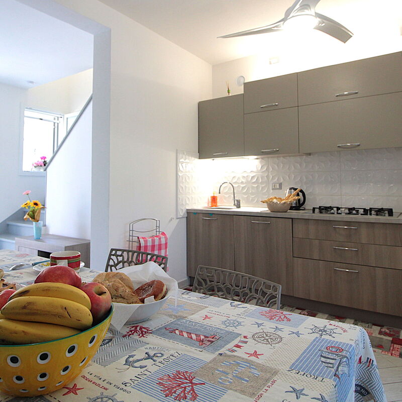 Villetta Elena, Ac, Wifi, Lido Degli Scacchi: Autumn, Kitchen, Spring, Summer