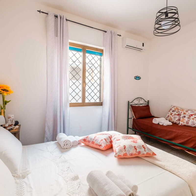 Sunny Haven Villa In Torre Lapillo: Autumn, Bedroom, Spring, Summer, Winter