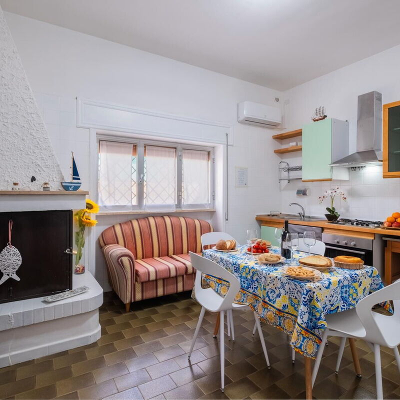 Sunshine Escape Villa In Porto Cesareo, Wi-fi, Ac: Autumn, Living Room, Spring, Summer, Winter