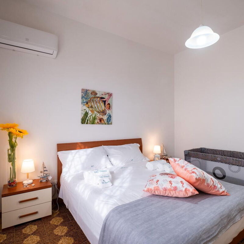 Sunshine Escape Villa In Porto Cesareo, Wi-fi, Ac: Autumn, Bedroom, Spring, Summer, Winter