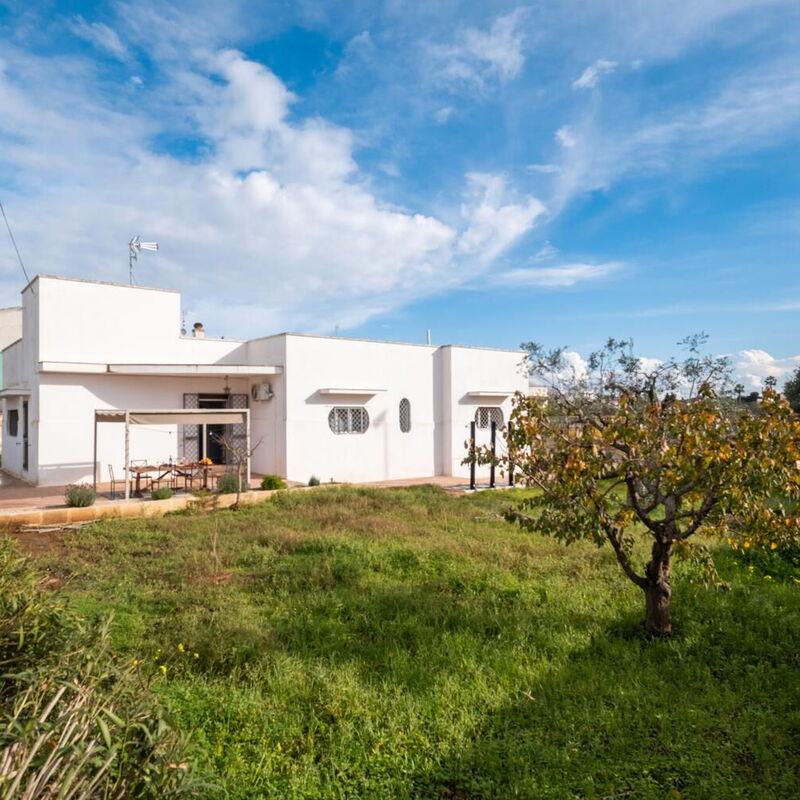 Sunshine Escape Villa In Porto Cesareo, Wi-fi, Ac: Autumn, Garden, Spring, Summer, Winter