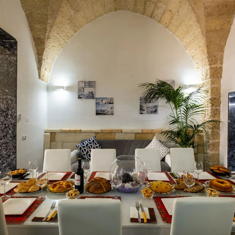 Charme Palace Salento Wifi, Ac, Jacuzzi: Autumn, Dining Room, Spring, Summer, Winter