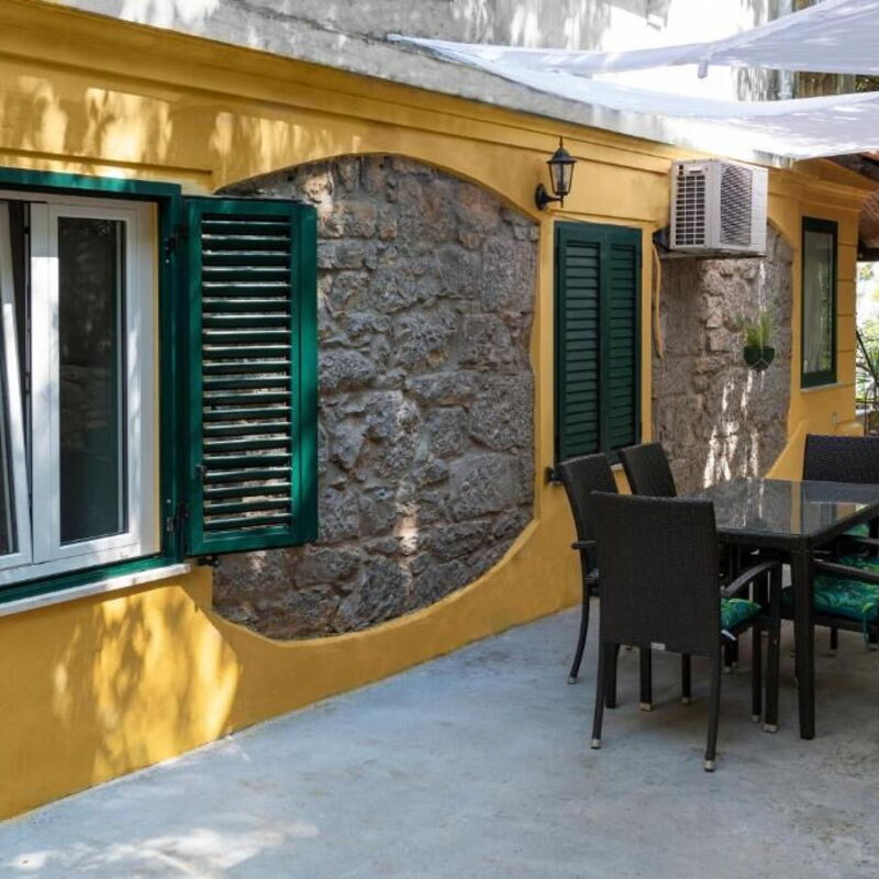 Apartment Niko, Private Garden, Wifi - Opatija: Autumn, Garden, Spring, Summer
