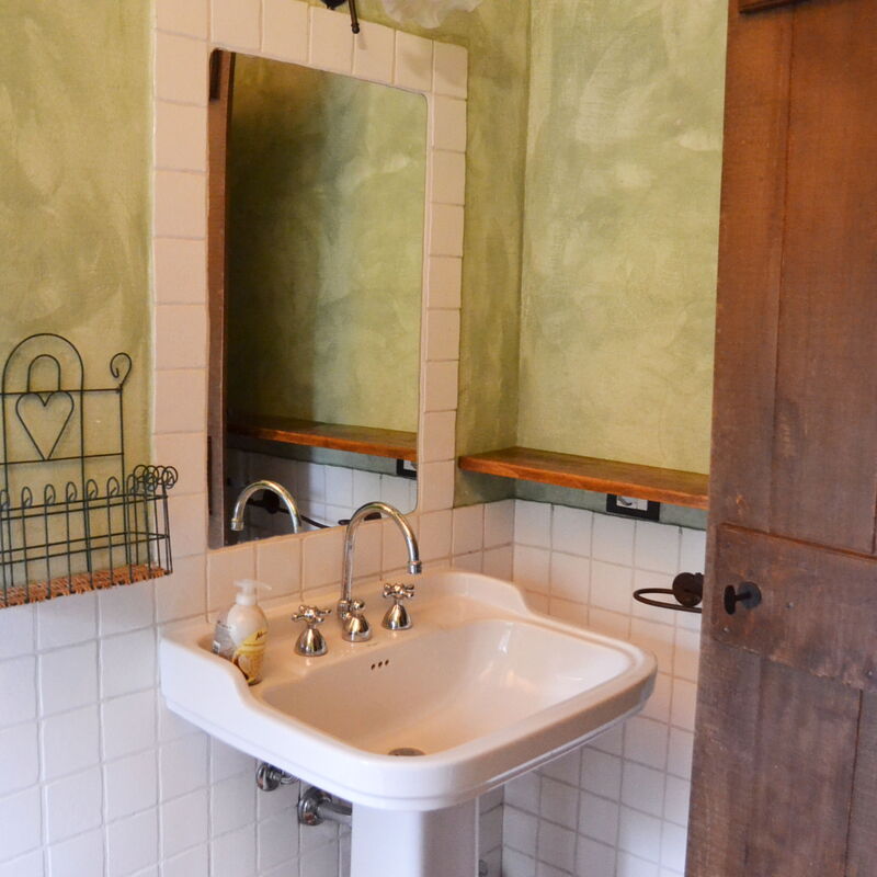 Appartamento Rustico, Wifi, Perugia: Autumn, Bathroom, Spring, Summer, Winter