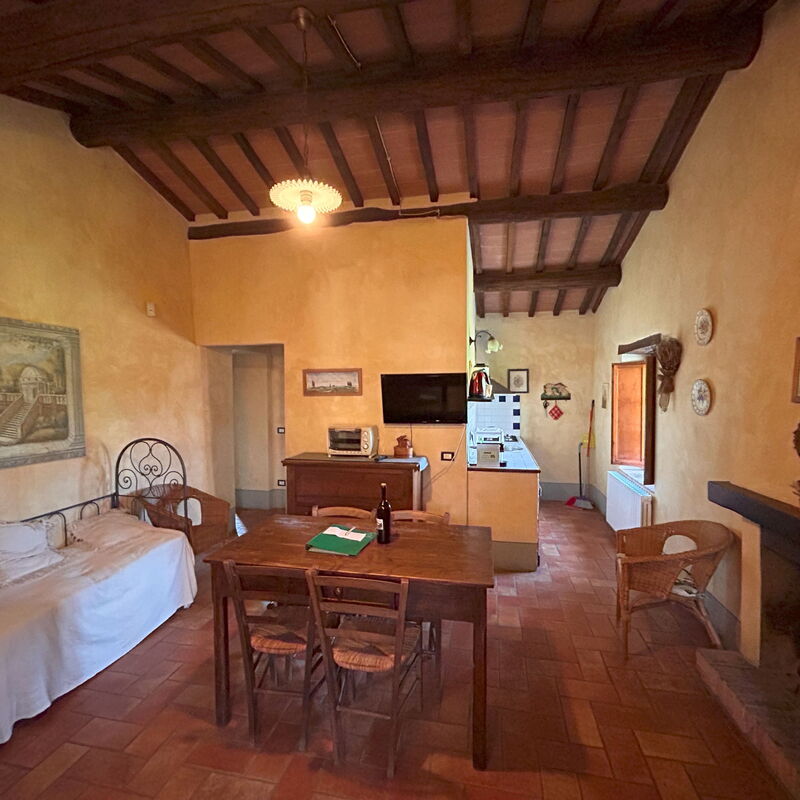 Appartamento Rustico, Wifi, Perugia: Autumn, Living Room, Spring, Summer