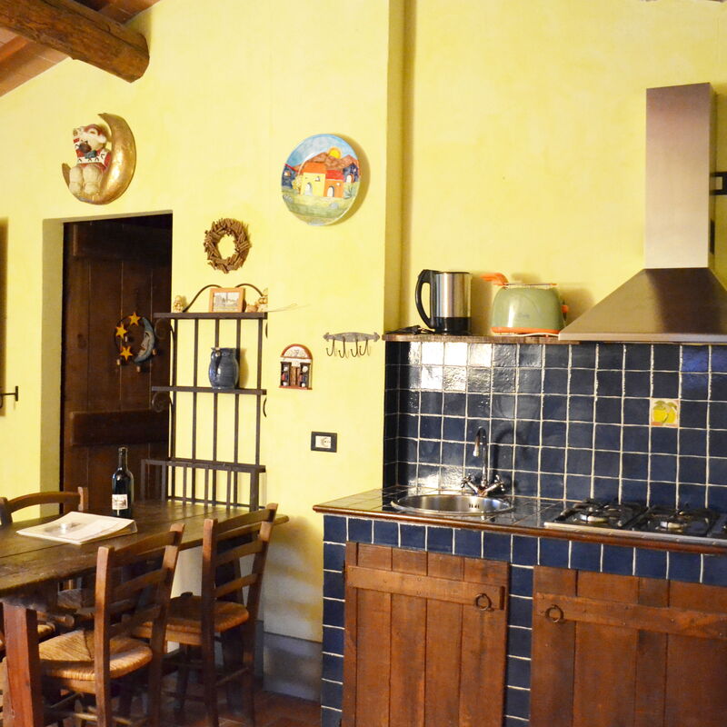 Appartamento La Vecchia Cedraia, Wifi, Perugia: Autumn, Living Room, Spring, Summer, Winter