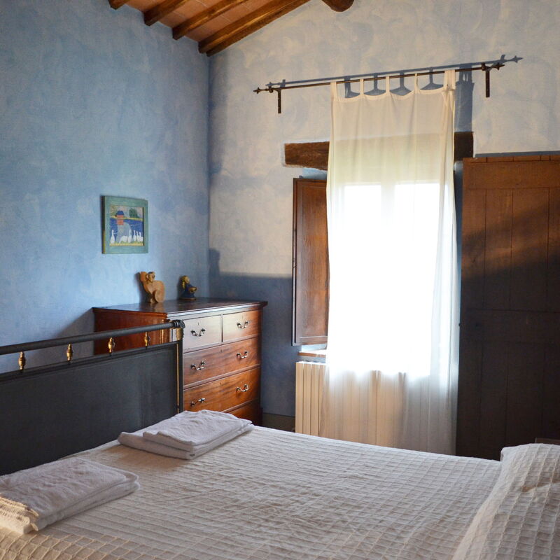 Appartamento La Torretta Di Pietra, Wifi, Perugia: Autumn, Bedroom, Spring, Summer, Winter