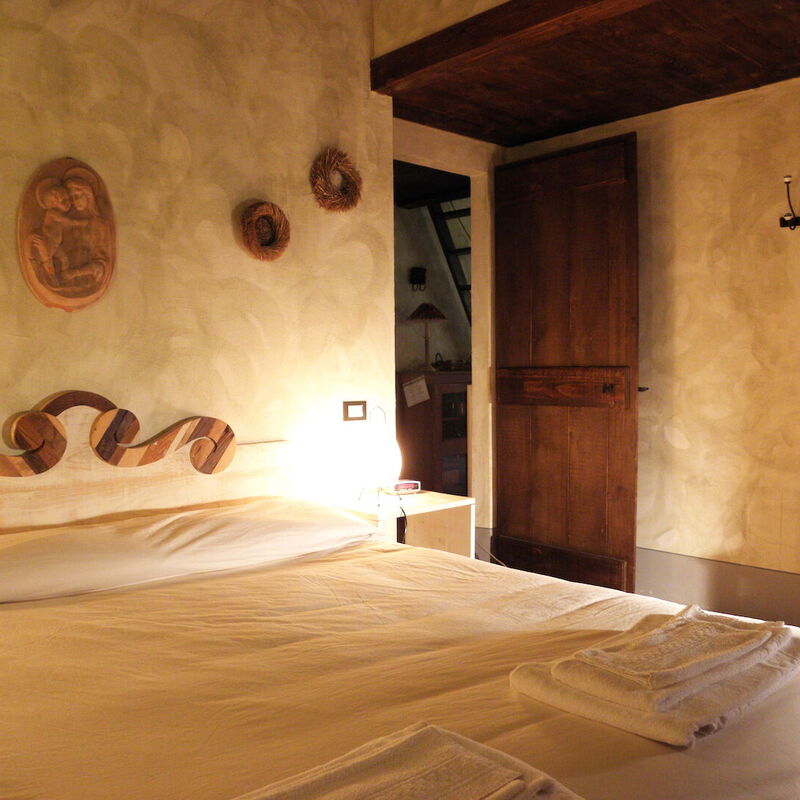 Appartamento Il Fienile Del Sole, Wifi, Perugia: Autumn, Bedroom, Spring, Summer, Winter