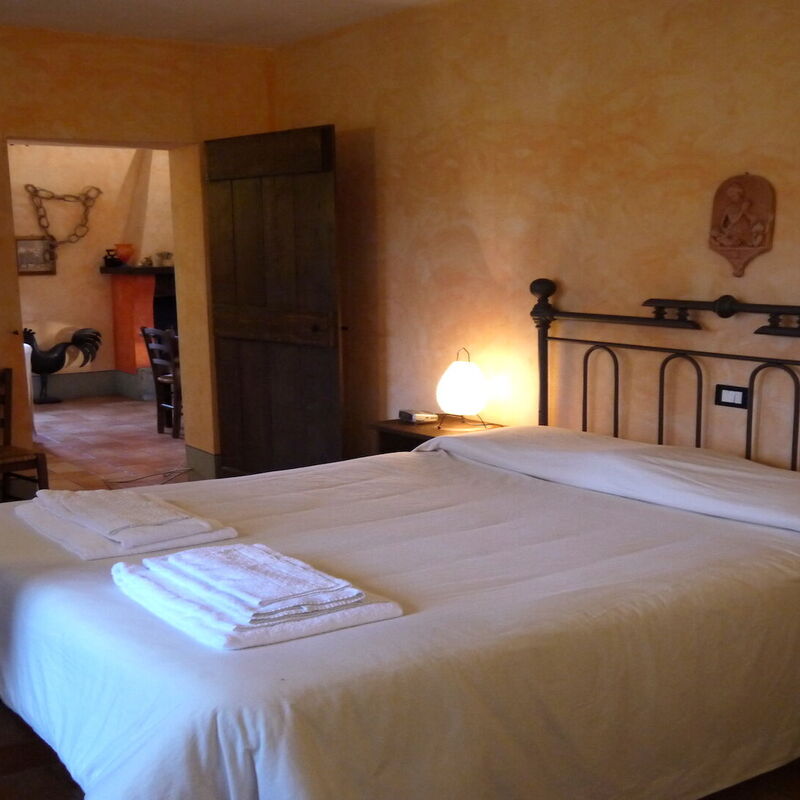 Appartamento Il Cantico Del Gallo, Wifi, Near Perugia: Autumn, Bedroom, Spring, Summer, Winter