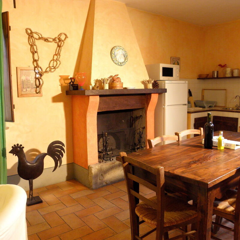 Appartamento Il Cantico Del Gallo, Wifi, Near Perugia: Autumn, Dining Room, Spring, Summer, Winter