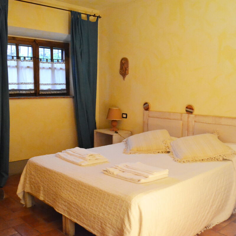 Appartamento Poggiolo, Wifi, Near Perugia: Autumn, Bedroom, Spring, Summer, Winter