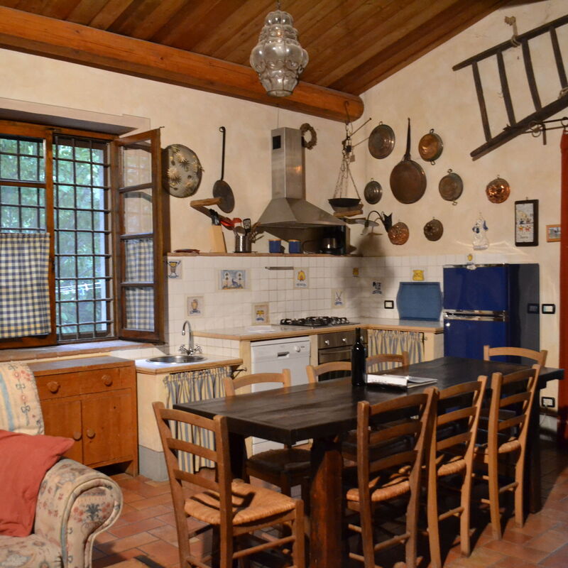 Appartamento Poggiolo, Wifi, Near Perugia: Autumn, Dining Room, Spring, Summer, Winter