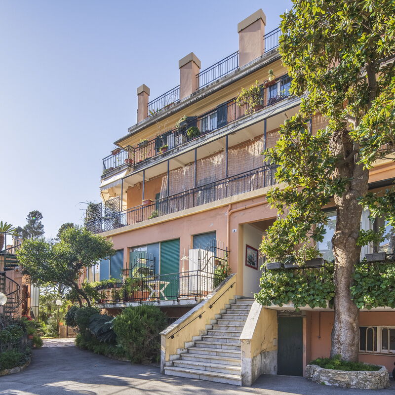 Green Home Seaside, Parking, Wifi, Ac, Genova Nervi: Autumn, Building Exterior, Spring, Summer