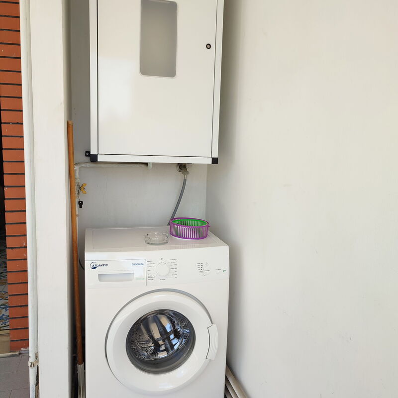 Appartamenti Della Rosa Seaside Abruzzo: Autumn, Bathroom, Spring, Summer, Winter