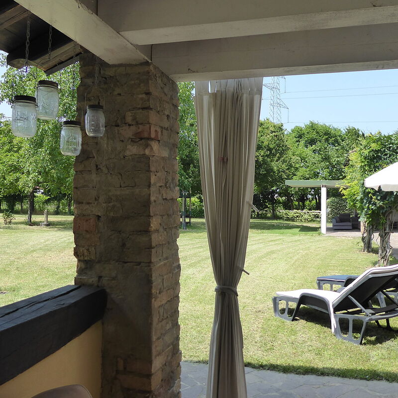 Silea Apartments, Pool, Garden, Treviso: Autumn, Garden, Spring, Summer