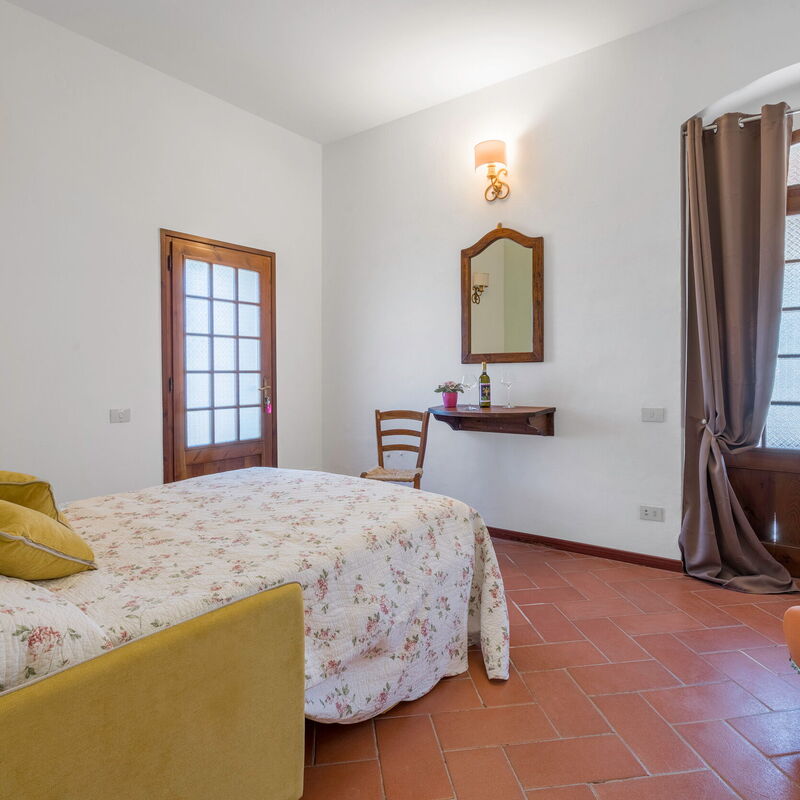 Agriturismo Agresto Apartments And Cottage, Pool, Casole D'elsa: Autumn, Bathroom, Bedroom, Spring, Summer