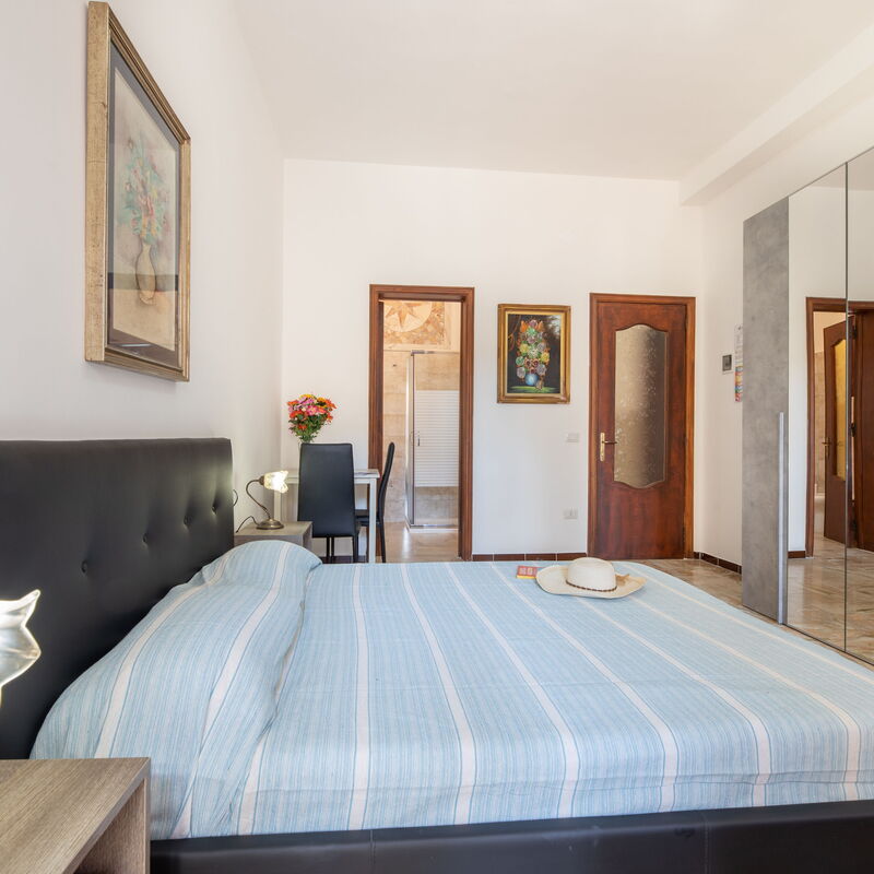 Gallipoli Apartment Ac, Seaside: Bedroom, Living Room