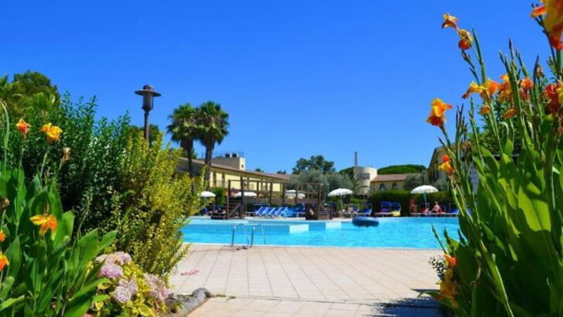 Nature & Country Resort Near The sea: Autunno, Estate, Piscina, Primavera