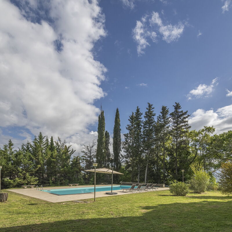 Cottage Monti Pet Friendly With Shared Pool: Autumn, Garden, Spring, Summer