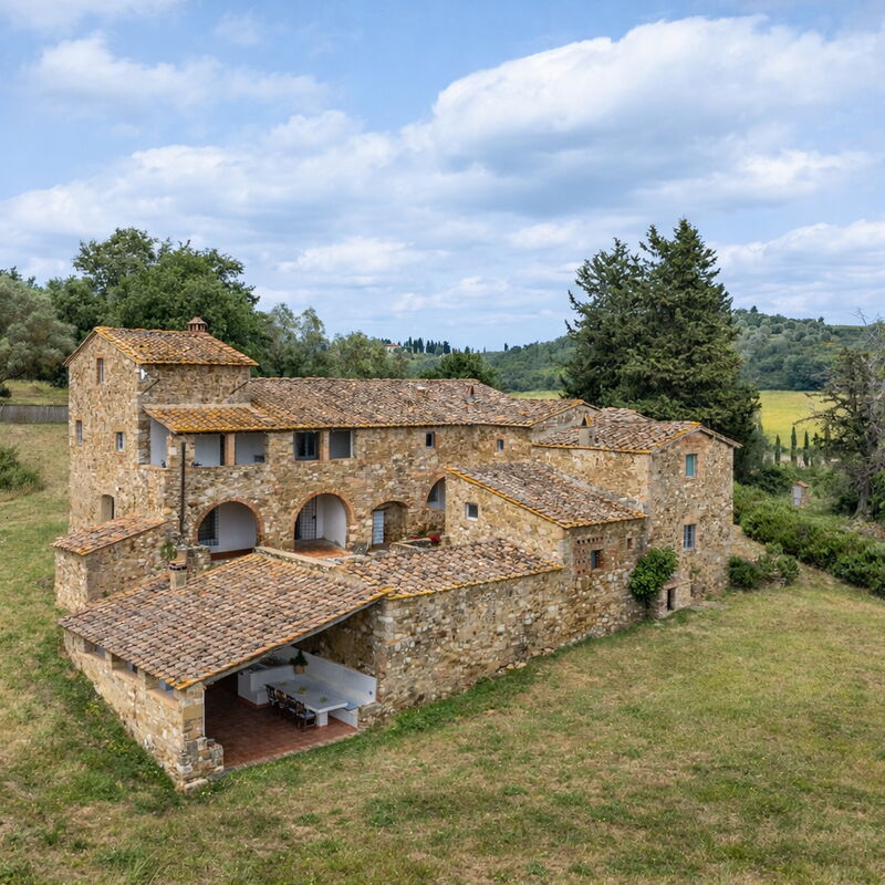 In the Heart of Chianti, Pool, Wifi, View - Lilliano: Frühling, Garten, Haupteingang, Herbst, Sommer