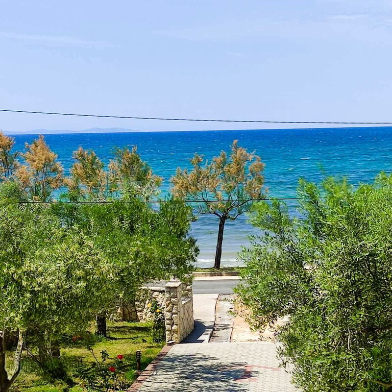 Residence Liveric Seafront: Autumn, Scenic View, Spring, Summer