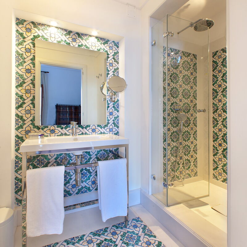 Torre Sponda - Casa Grande, Private Beach: Autumn, Bathroom, Spring, Summer